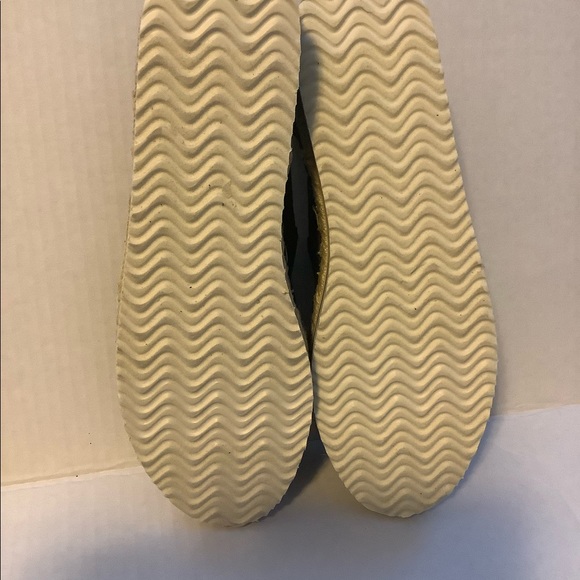 Steve Madden Girl’s Winnow slip ons - Picture 3 of 5